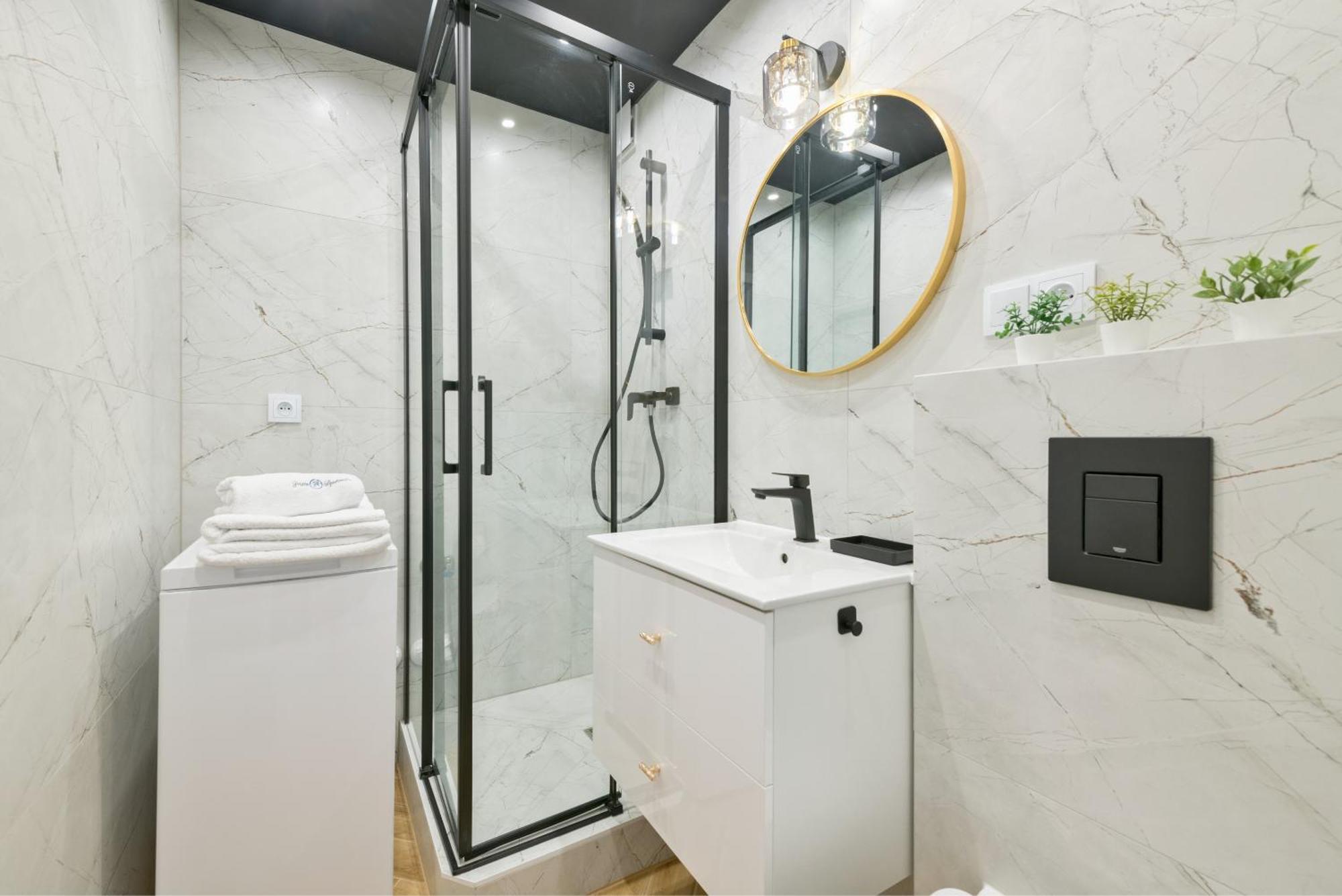Apartment Prime - White Pearl